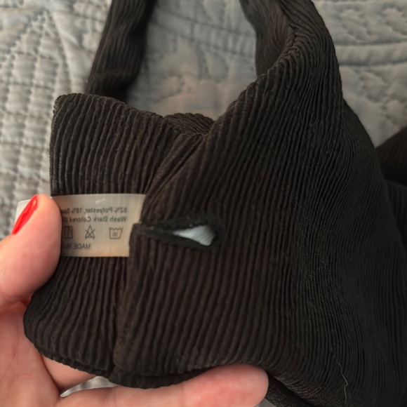 Black Ribbed Bikini top - Picture 3 of 3